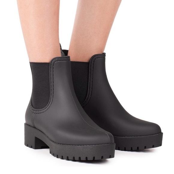 Jeffrey Campbell Shoes - NWOB Jeffery Campbell Cloudy Waterproof Chelsea
Rain Boot Size 10 Matte Black